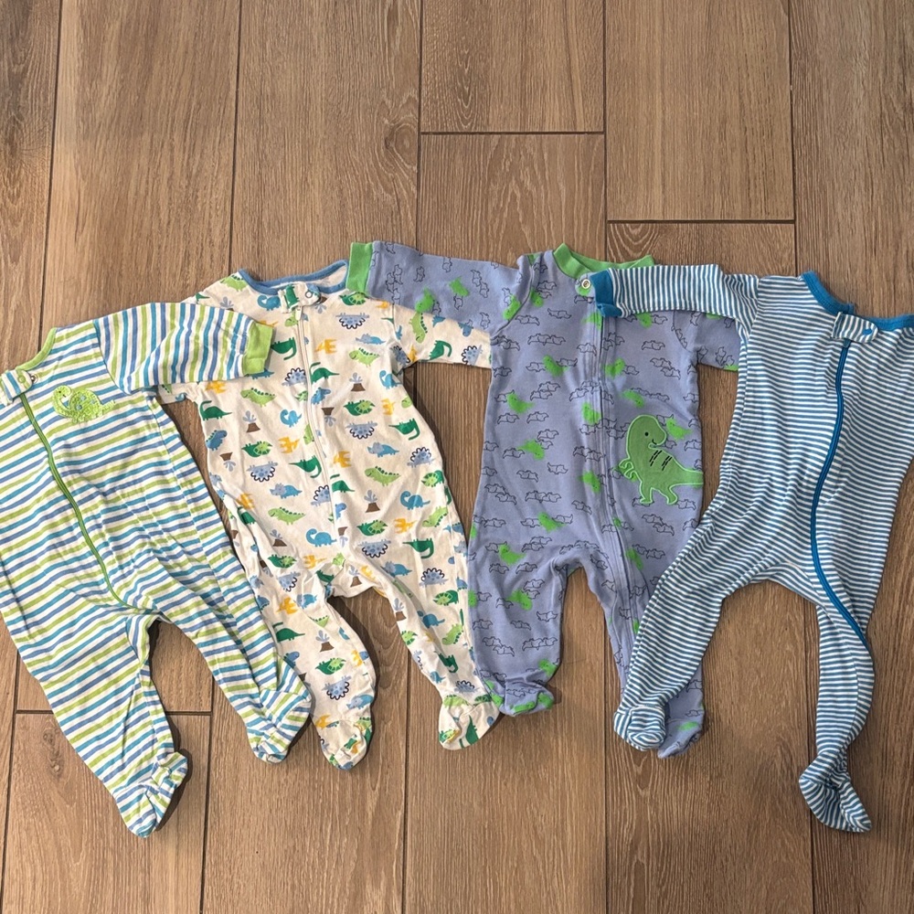 Gerber Dino and Stripes Footies Set